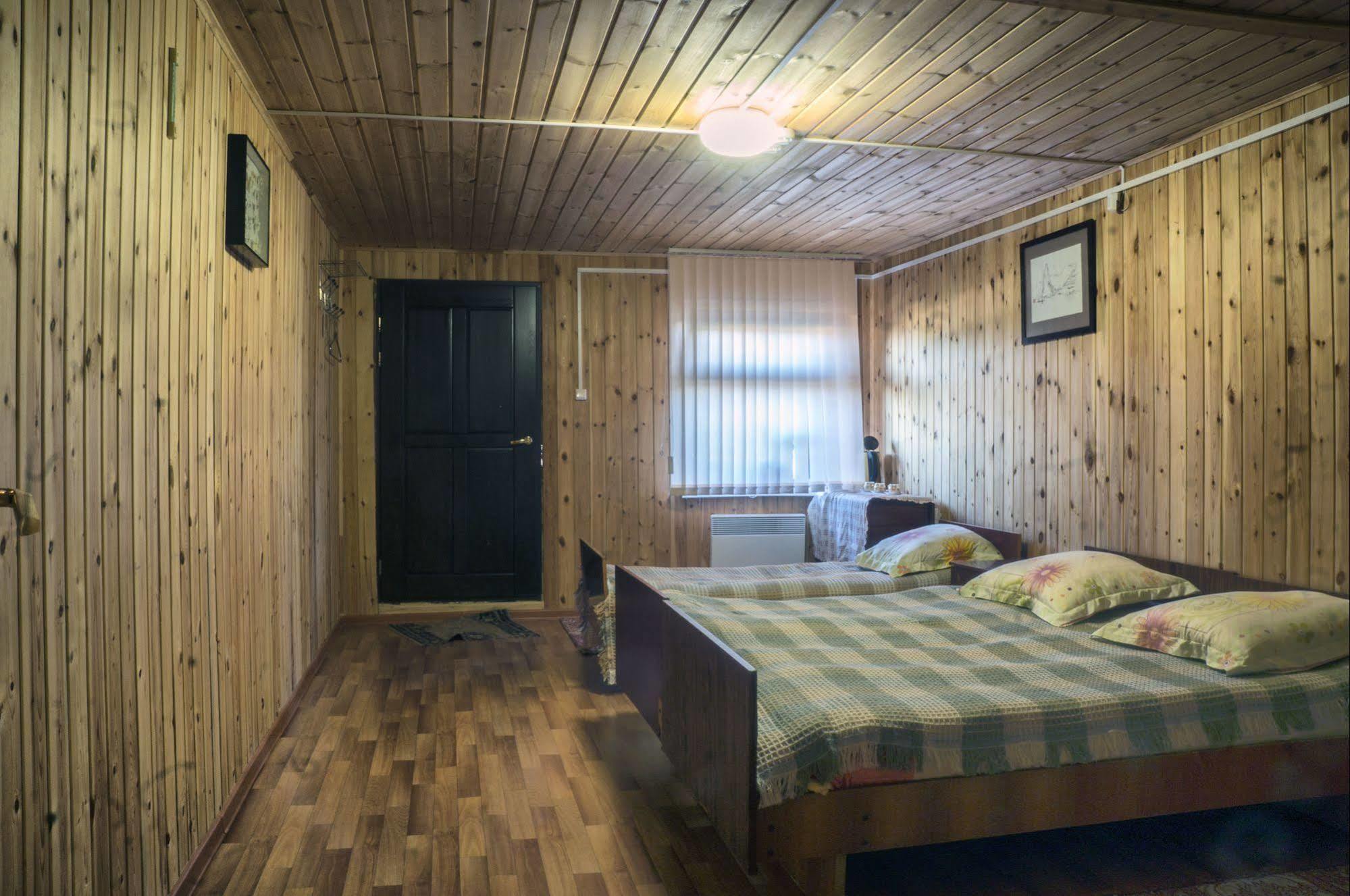 Guest House Baikal Yeti Utulik Eksteriør billede